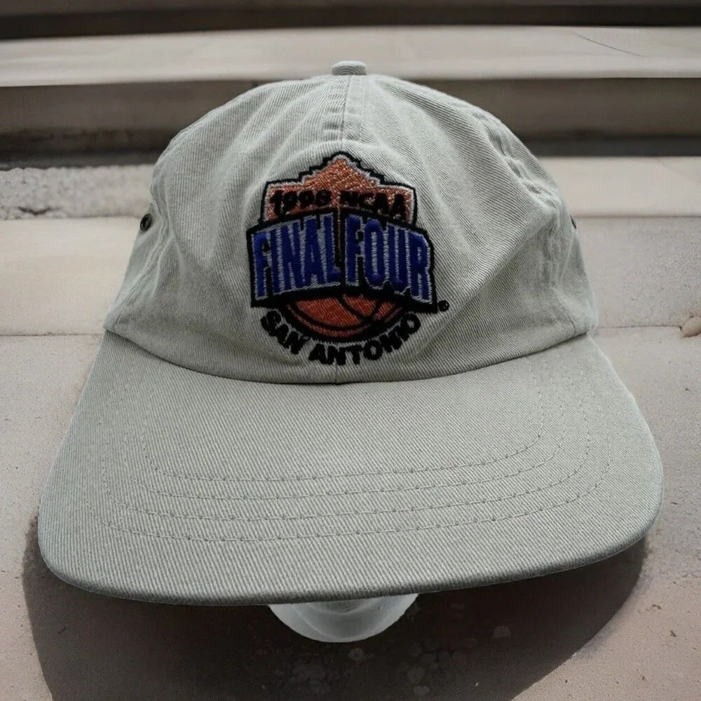 Vintage 1998 NCAA Basketball Final Four San Antonio Wildcats Strapback Sports‎